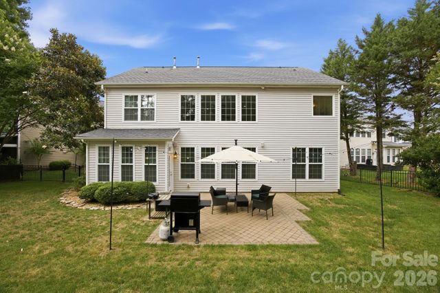 16106 Cloverleaf Court, Charlotte, NC 28277