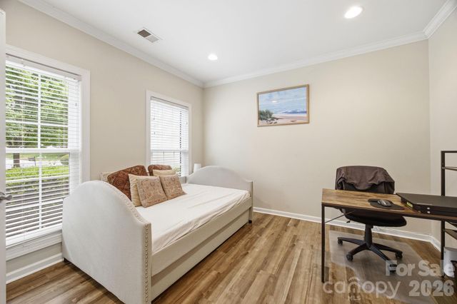 16106 Cloverleaf Court, Charlotte, NC 28277