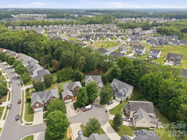 16106 Cloverleaf Court, Charlotte, NC 28277
