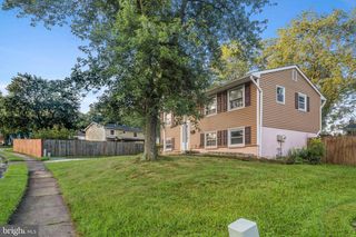 4307 KENWOOD DR, Woodbridge, VA 22193