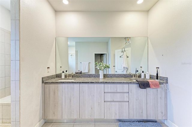 1757 JEANNIN DRIVE, North Port, FL 34288