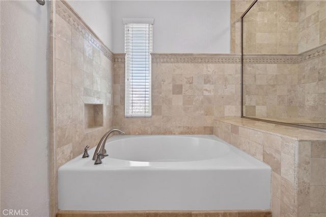 24581 Southhampton Ct, Laguna Hills, CA 92653