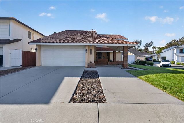 24581 Southhampton Ct, Laguna Hills, CA 92653