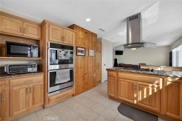 24581 Southhampton Ct, Laguna Hills, CA 92653