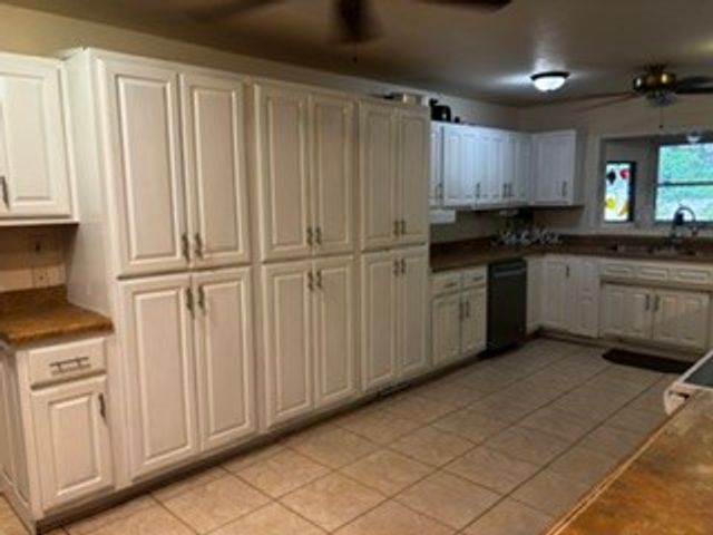 12883 Nickels Road, West Fork, AR 72774