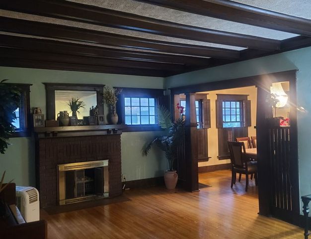 607 N Raynor Avenue, Joliet, IL 60435