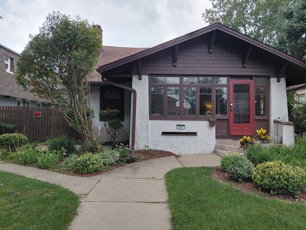 607 N Raynor Avenue, Joliet, IL 60435