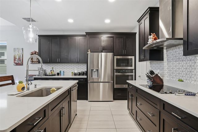 7284 NOTCHED PINE BEND, Wesley Chapel, FL 33545