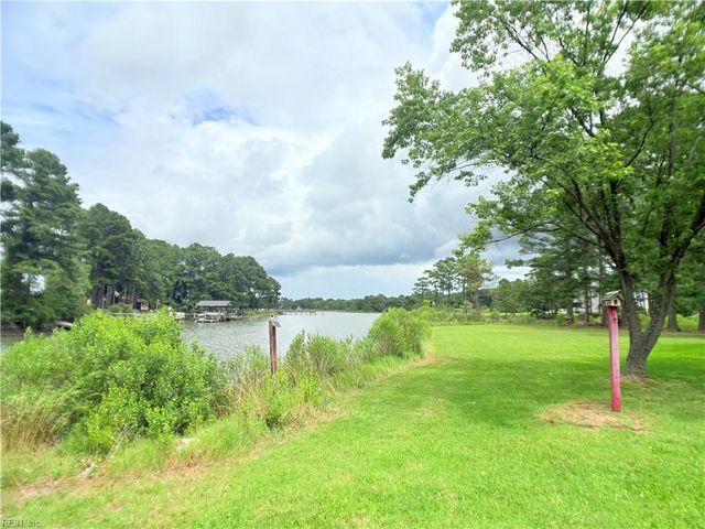 172B Hunts Neck RD, Poquoson, VA 23662