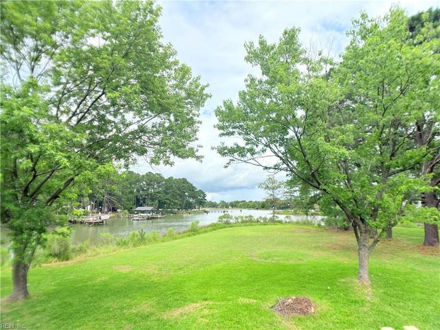 172B Hunts Neck RD, Poquoson, VA 23662