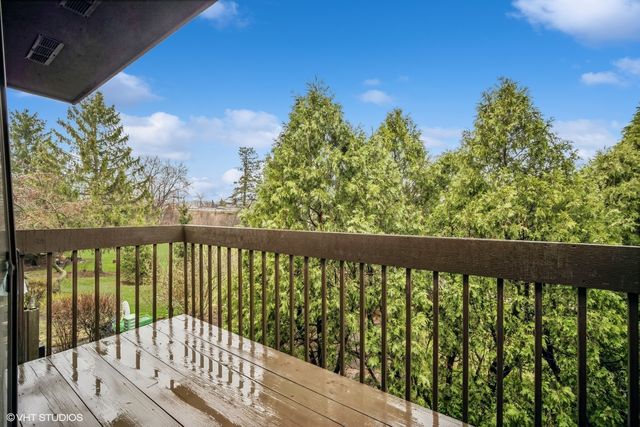 1864 Mission Hills Lane, Northbrook, IL 60062