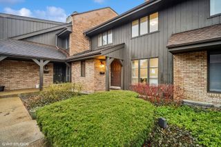 1864 Mission Hills Lane, Northbrook, IL 60062