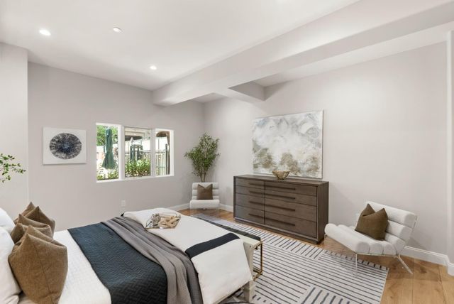 200 Sheridan Avenue 305, Palo Alto, CA 94306