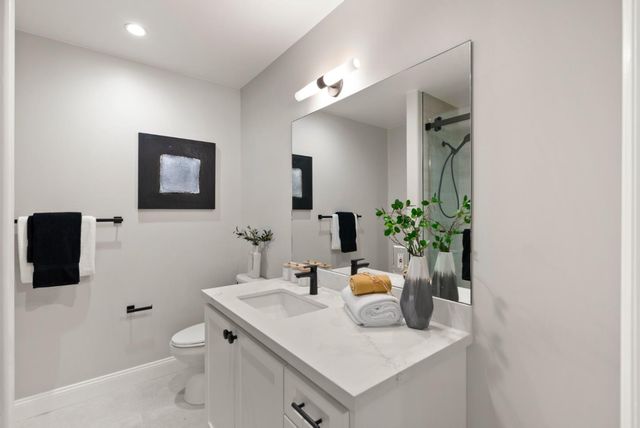 200 Sheridan Avenue 305, Palo Alto, CA 94306