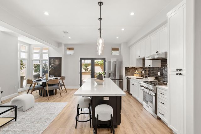 200 Sheridan Avenue 305, Palo Alto, CA 94306