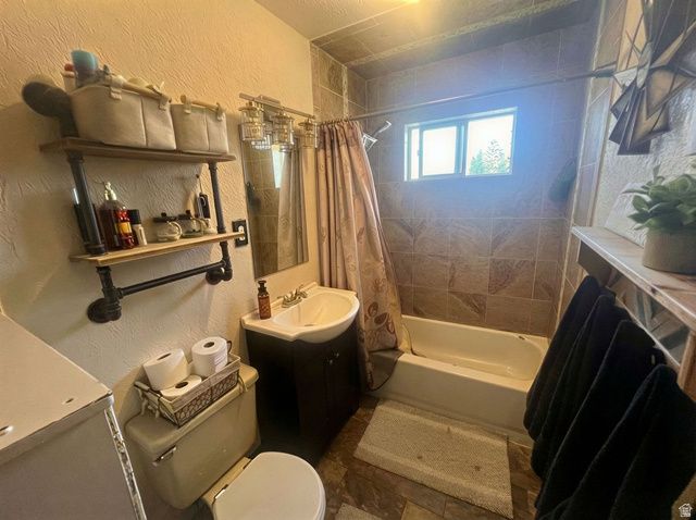 1929 E 2500 S, Vernal, UT 84078