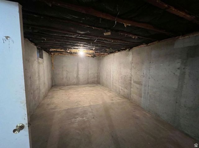 1929 E 2500 S, Vernal, UT 84078