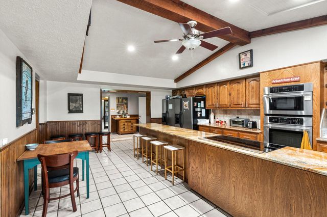 3345 E Austin ST, Giddings, TX 78942