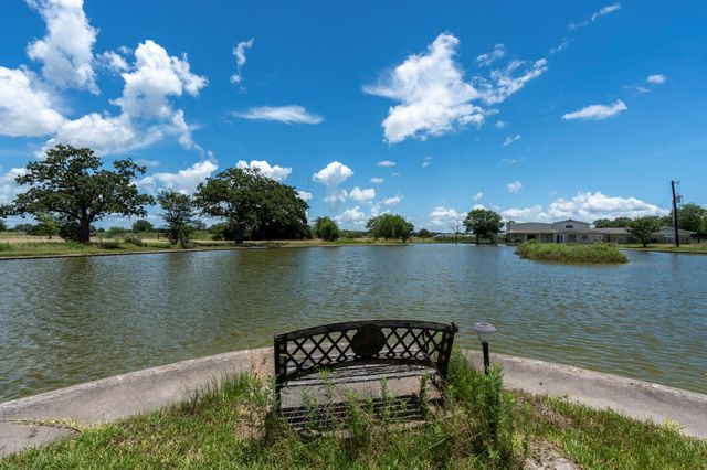 3345 E Austin ST, Giddings, TX 78942