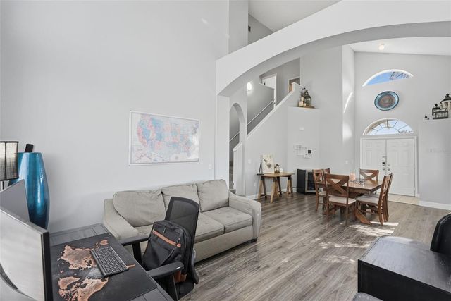 1730 OAK POND COURT, Oldsmar, FL 34677