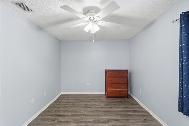 1730 OAK POND COURT, Oldsmar, FL 34677