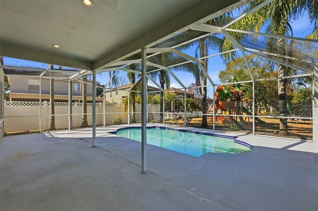 1730 OAK POND COURT, Oldsmar, FL 34677