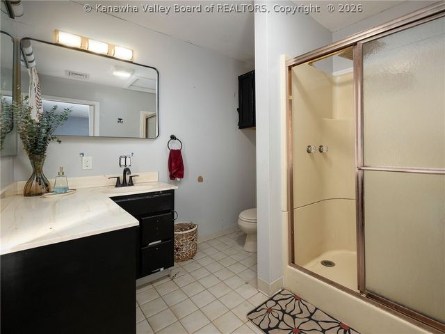 604 Bendview Drive, Charleston, WV 25314