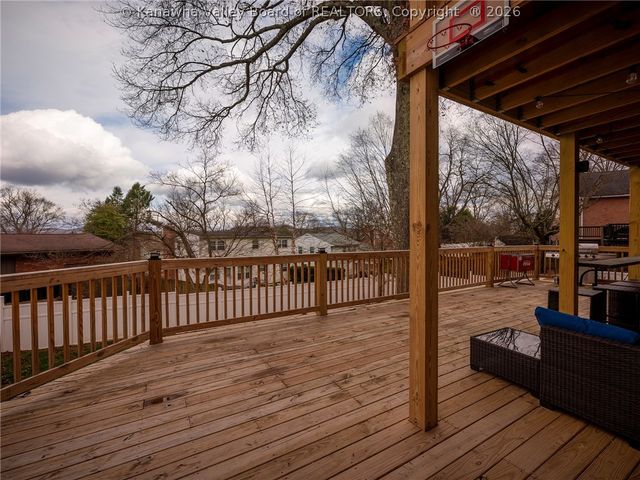 604 Bendview Drive, Charleston, WV 25314