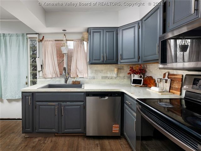 604 Bendview Drive, Charleston, WV 25314