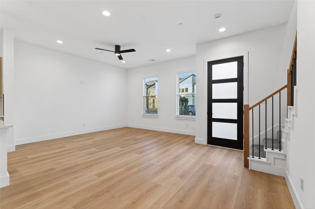 8901 Lowell Street, Rowlett, TX 75089