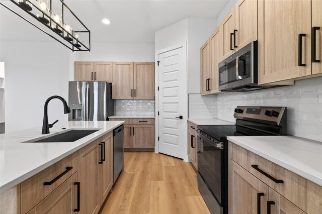 8901 Lowell Street, Rowlett, TX 75089