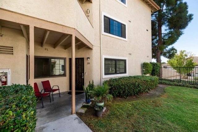 3553 Paseo De Francisco 210, Oceanside, CA 92056