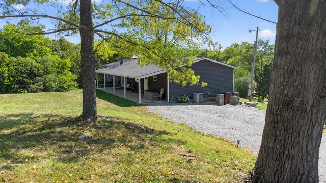 2725 Spencer Road, Warsaw, KY 41095