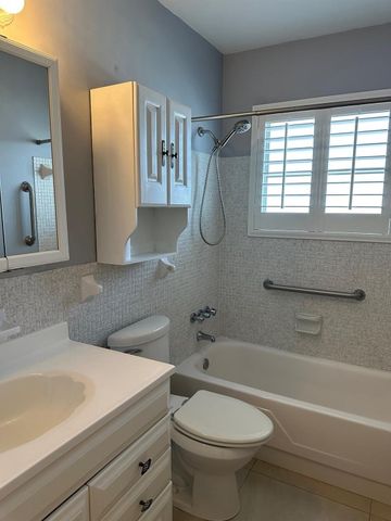 350 S Cypress Road 522, Pompano Beach, FL 33060