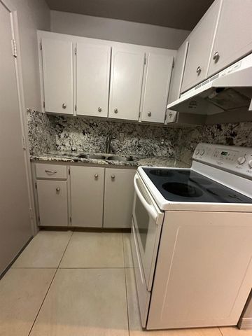 350 S Cypress Road 522, Pompano Beach, FL 33060