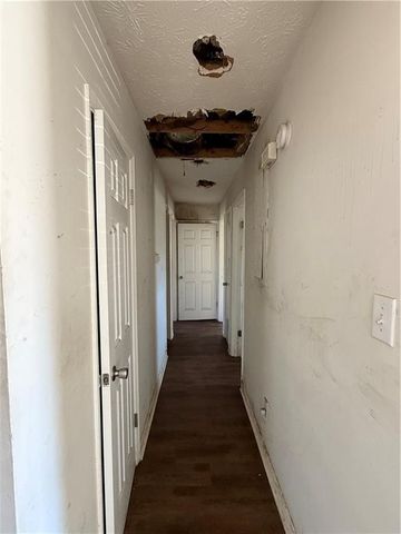 596 Lakeridge SE Circle, Conyers, GA 30094