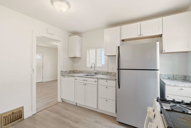 3924 N Madison St, Spokane, WA 99205