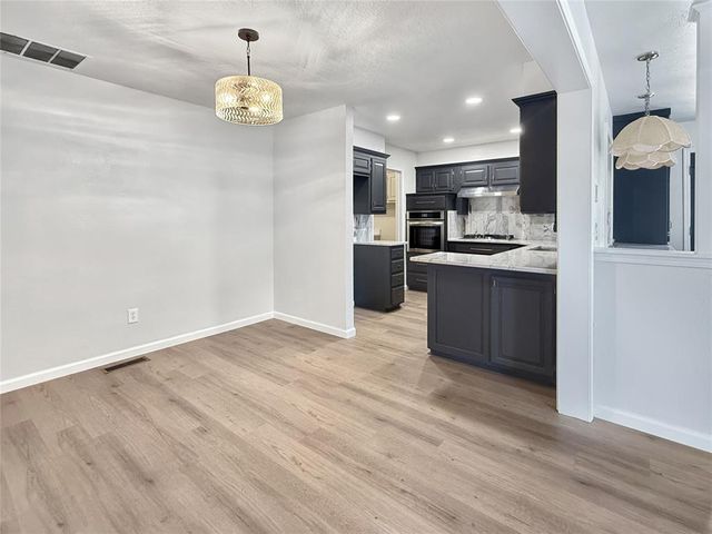 408 Willow Branch Road, Norman, OK 73072