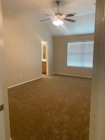 10621 Lipan Trail, Fort Worth, TX 76108