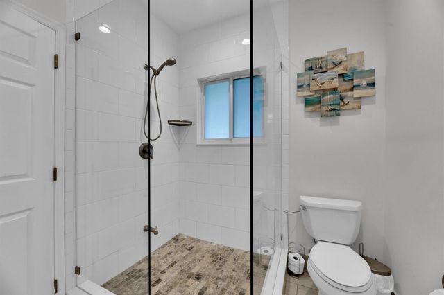 2633 NE 3rd Ave, Wilton Manors, FL 33334