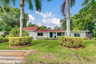 2633 NE 3rd Ave, Wilton Manors, FL 33334