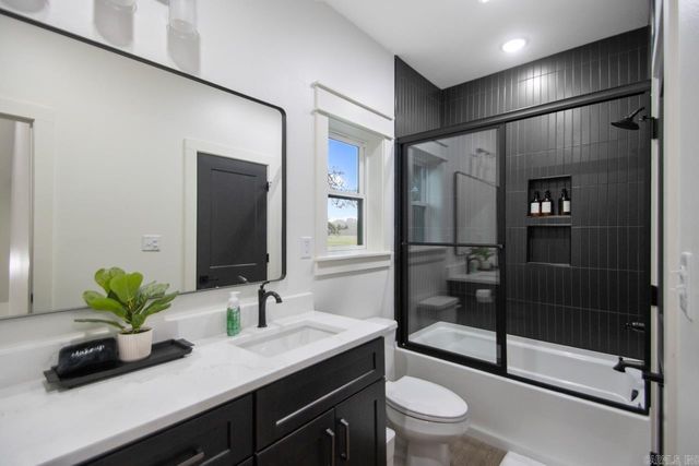 197 Sunshine Ln, Pangburn, AR 72121