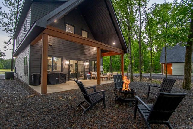 197 Sunshine Ln, Pangburn, AR 72121