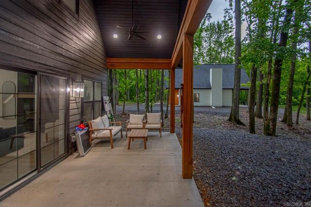 197 Sunshine Ln, Pangburn, AR 72121