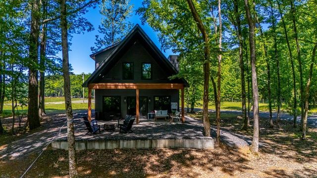 197 Sunshine Ln, Pangburn, AR 72121