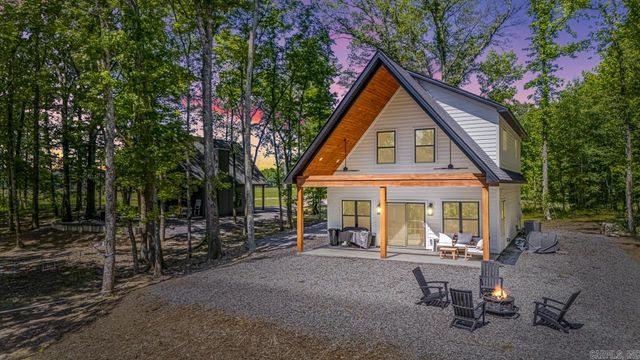 197 Sunshine Ln, Pangburn, AR 72121