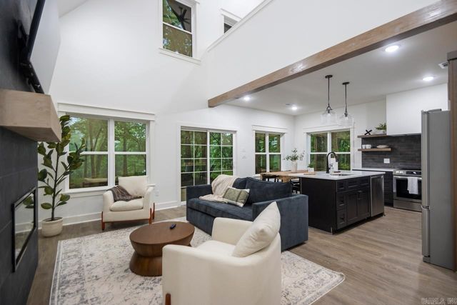 197 Sunshine Ln, Pangburn, AR 72121