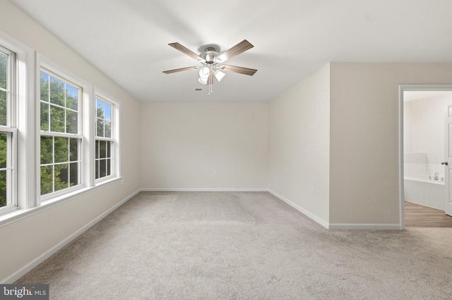 185 SCARBORO DR, Bunker Hill, WV 25413