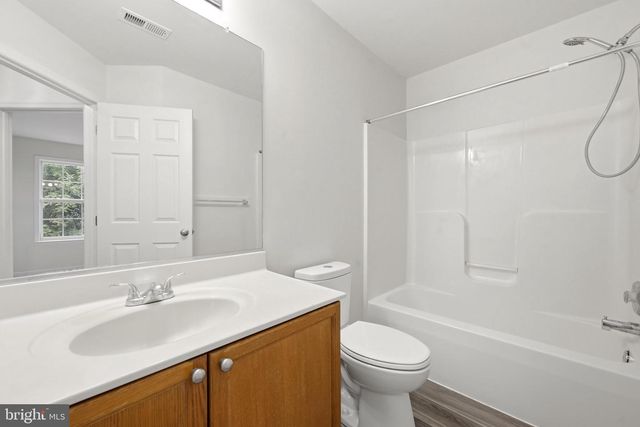 185 SCARBORO DR, Bunker Hill, WV 25413
