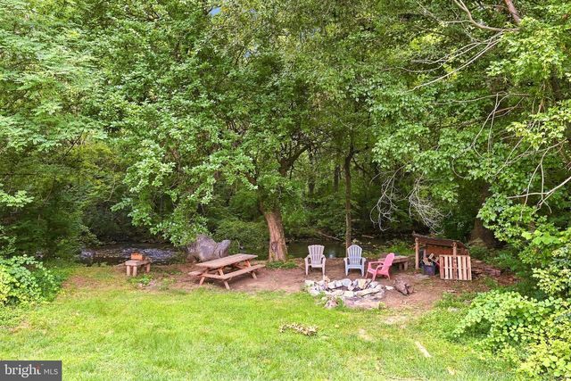 185 SCARBORO DR, Bunker Hill, WV 25413